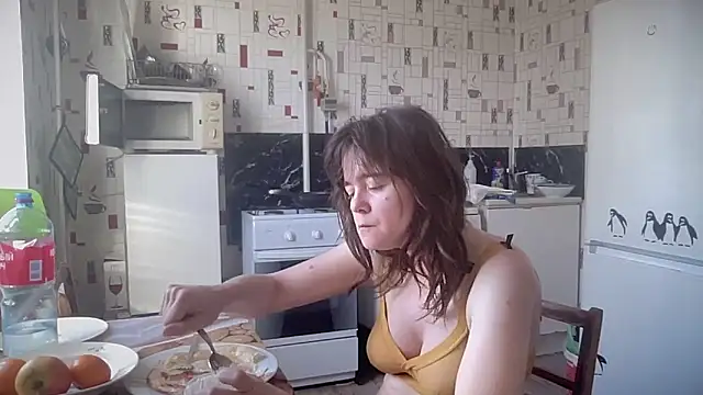 Diamond Tyler online show from 15, 4, 2026