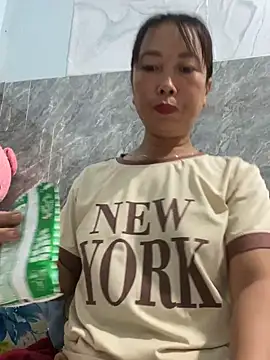 Linaannn online show from 7, 11, 2025