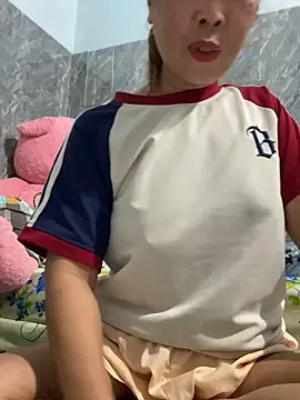 Linaannn online show from 2, 12, 2025