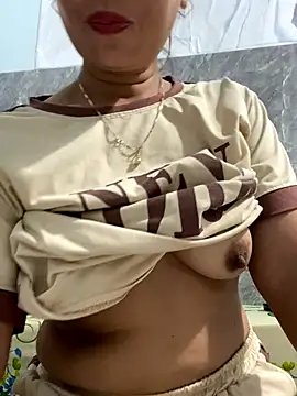 Linaannn online show from 2, 11, 2025