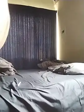 Snapshot of Convertiblechulo chatting on 3, 1, 2025 Convertiblechulo online show from 3, 1, 2025