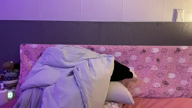 Ashepova000 online show from 4, 12, 2024