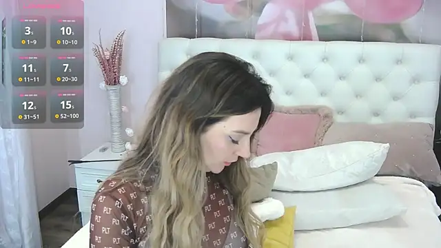 Snapshot of VioletUmi chatting on 25, 9, 2025 VioletUmi online show from 25, 9, 2025