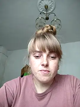 CoddessCrystal online show from 6, 10, 2025