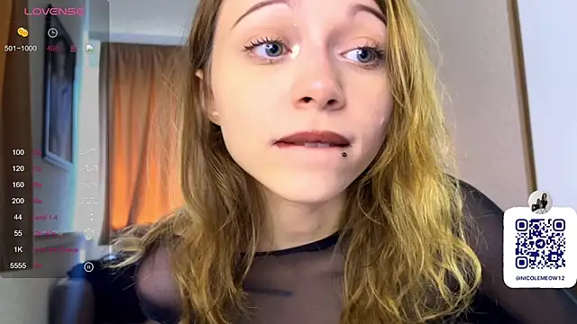 Snapshot of _SofiaBrown chatting on 14, 5, 2026 SofiaBrown online show from 14, 5, 2026