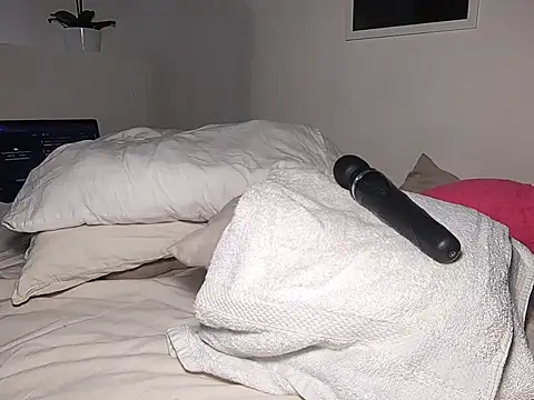 gymyagirlll online show from 8, 3, 2026