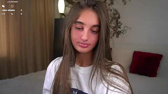 Snapshot of PiquingOgalala chatting on 28, 9, 2025 PiquingOgalala online show from 28, 9, 2025