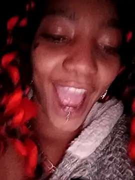 Laanegraofficial  online show from 13, 12, 2024