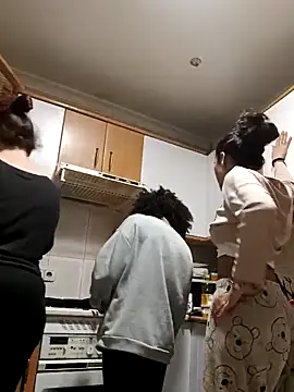 Laanegraofficial  online show from 23, 2, 2025