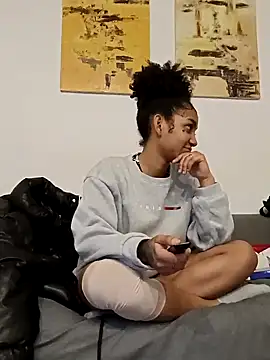 Laanegraofficial  online show from 9, 2, 2025