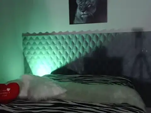 Sarahmonesexy online show from 12, 2, 2025