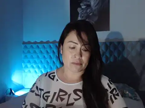 Sarahmonesexy online show from 17, 2, 2025