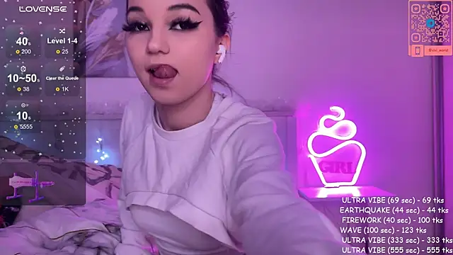 Veronica leal online show from 19, 1, 2025