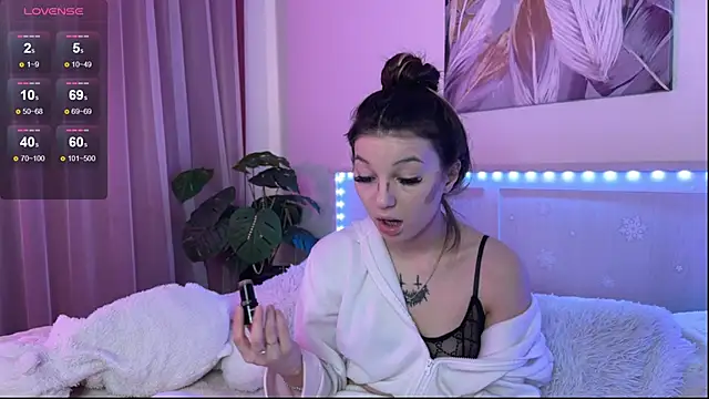 Veronica leal online show from 3, 4, 2026