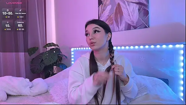 Veronica leal online show from 12, 4, 2026