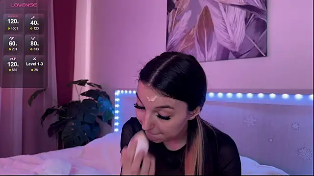 Snapshot of Veronica_leal chatting on 20, 7, 2026 Veronica leal online show from 20, 7, 2026