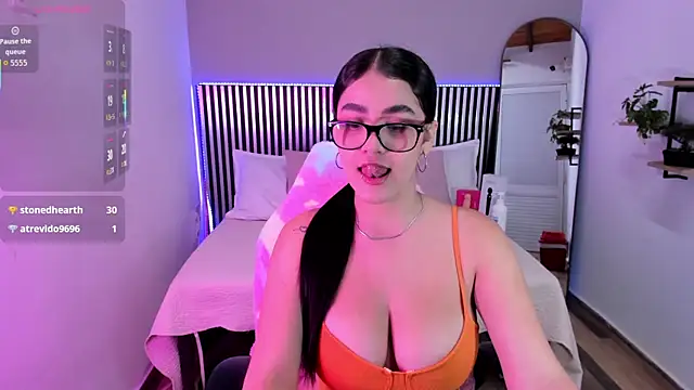 Snapshot of Hanah_Greey chatting on 24, 6, 2026 Hanah Greey online show from 24, 6, 2026