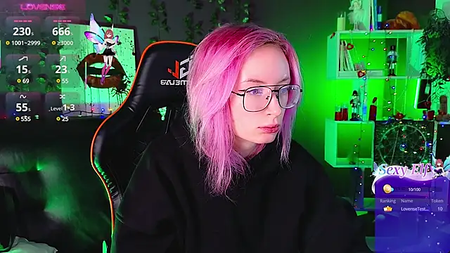  HelenCarter online show from 3, 3, 2025