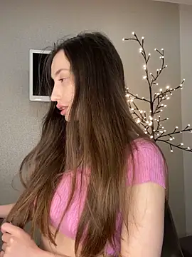 Polli Kiss online show from 17, 5, 2026