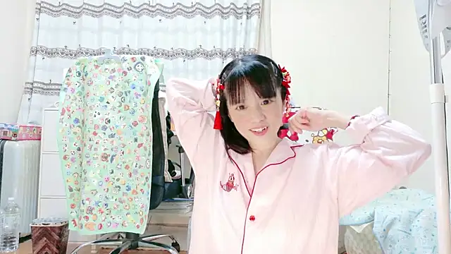 Snapshot of renapiyon8182 chatting on 25, 7, 2026 renapiyon8182 online show from 25, 7, 2026