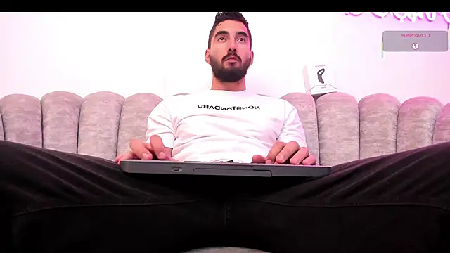 Joao Batista Oficial online show from 1, 3, 2025