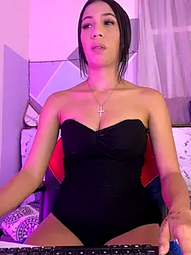 Lina10 online show from 30, 10, 2025