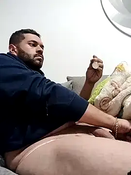 Snapshot of Rober2230 chatting on 11, 1, 2025 Rober2230 online show from 11, 1, 2025