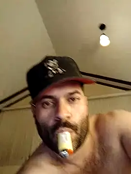 Snapshot of Rober2230 chatting on 2, 1, 2025 Rober2230 online show from 2, 1, 2025