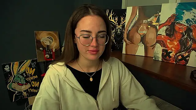 Snapshot of luxie_milady chatting on 8, 1, 2026 luxie milady online show from 8, 1, 2026