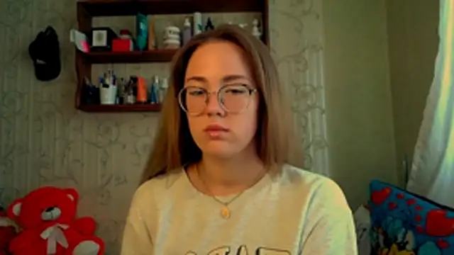 luxie milady online show from 24, 10, 2025