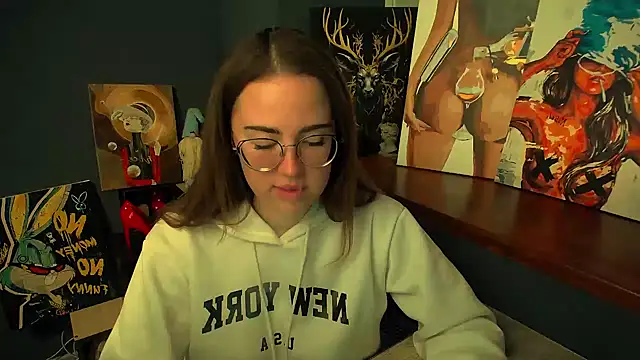 Snapshot of luxie_milady chatting on 18, 2, 2026 luxie milady online show from 18, 2, 2026