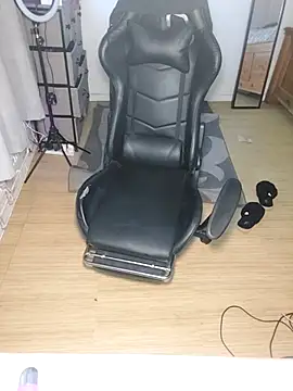 Snapshot of uniquechina69 chatting on 8, 3, 2025 uniquechina69 online show from 8, 3, 2025