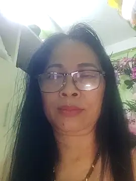 Snapshot of Hangem111 chatting on 8, 7, 2026 Hangem111 online show from 8, 7, 2026