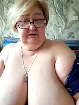 Snapshot of Awn290668 chatting on 5, 11, 2025 Awn290668 online show from 5, 11, 2025