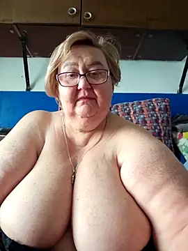 Snapshot of Awn290668 chatting on 22, 9, 2025 Awn290668 online show from 22, 9, 2025