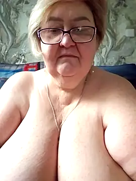 Snapshot of Awn290668 chatting on 14, 10, 2025 Awn290668 online show from 14, 10, 2025