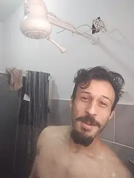 Snapshot of LopeseLua chatting on 8, 11, 2025 LopeseLua online show from 8, 11, 2025