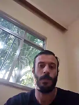 Snapshot of LopeseLua chatting on 8, 9, 2025 LopeseLua online show from 8, 9, 2025