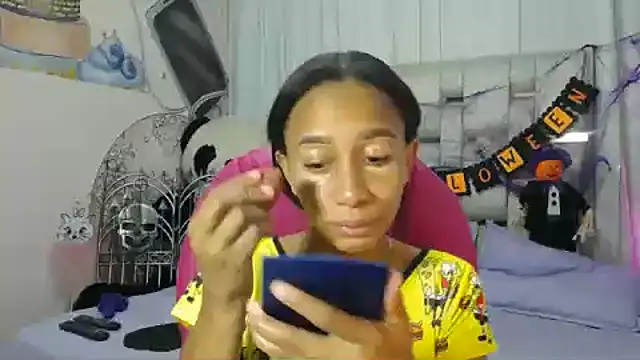 EMMA SWEETT1 online show from 8, 10, 2025