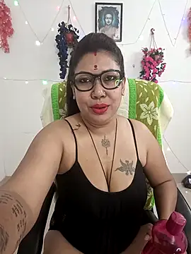 YOUR LOVELY-40 online show from 13, 2, 2026