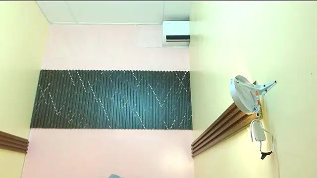 Snapshot of Thiago_Summers chatting on 5, 11, 2025 Thiago Summers online show from 5, 11, 2025