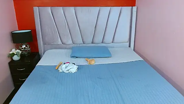 Snapshot of Thiago_Summers chatting on 17, 9, 2025 Thiago Summers online show from 17, 9, 2025