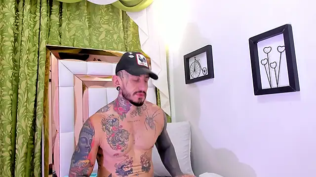 dilan scootk  online show from 2, 10, 2025