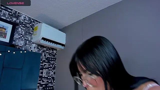 naoko kirino online show from 25, 2, 2025