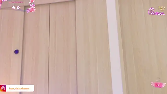 VictoriaRoss1 online show from 13, 3, 2026