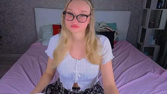 BoysLoveBlondee online show from 20, 2, 2026