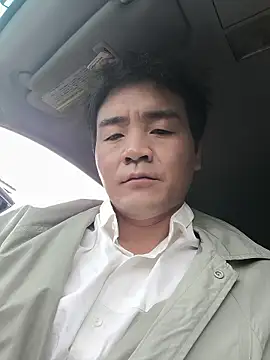 kisstoyousoon2024 online show from 14, 1, 2026