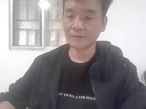 kisstoyousoon2024 online show from 16, 11, 2025