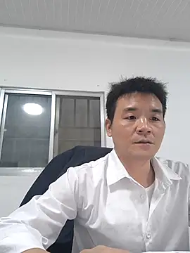 kisstoyousoon2024 online show from 16, 9, 2025