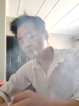 kisstoyousoon2024 online show from 4, 11, 2025